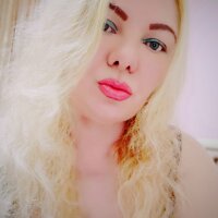 Офлайн-чат SexxxyDelinda