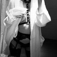 juicy_pumpkin webcam model