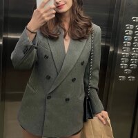 ninabueno's Offline Chat Room