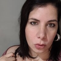 Chitybang99's Offline Chat Room