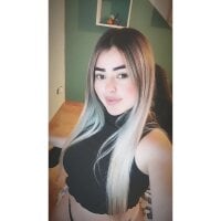 ashley_sophia_'s Avatar Pic