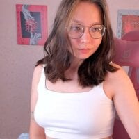 Nuura_Moore