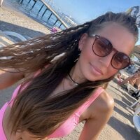 IolaHogue webcam model