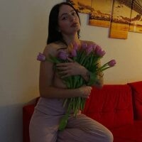 Milana_i's Avatar Pic