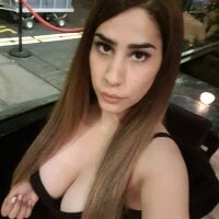nahiarabiel33 webcam model