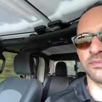 EROSXXX36's Offline Chat Room