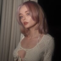 aka_Blonde webcam model