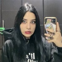 StrangeDesire webcam model