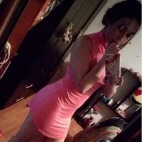 ashley_adams_'s Offline Chat Room