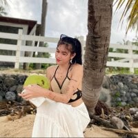 superhotbabe webcam model