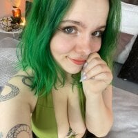 Keira_Moon_