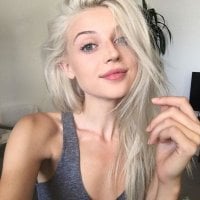 Viviana_Blond 오프라인 채팅방