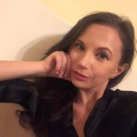 Julia__White офлайн чат стая