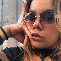 candyjujuba1's Offline Chat Room