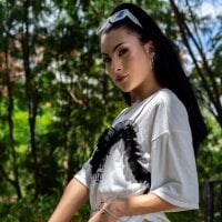 felicia_whitee webcam