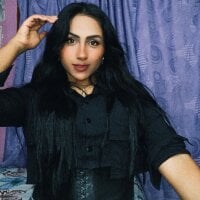 morenitaaaa webcam model