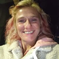 Jordanwillowbee's Offline Chat Room