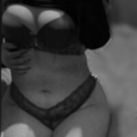 fresitarika12369's Avatar Pic