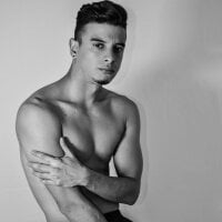Maximo__'s Avatar Pic
