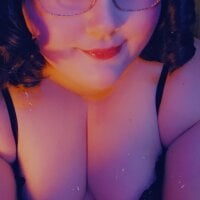 Thicknerdgal's Offline Chat Room