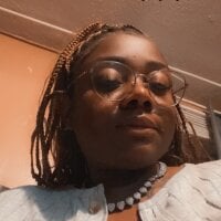 thicknwet33's Offline Chat Room