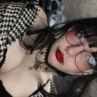 HINA_HELL webcam model