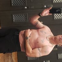 DreamDelivered's Offline Chat Room