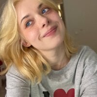 KatieMelone webcam