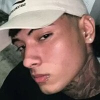 toomybear model avatar