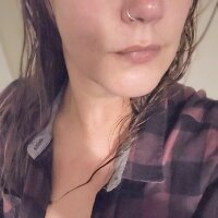 Devilsdelight13's Offline Chat Room