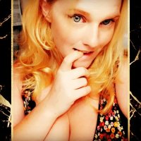 HarleyRose424 Adlı Modelin Çevrimdışı Sohbet Odası