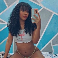 Curly_lily webcam model