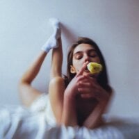 LylylovesyouLive Webcam