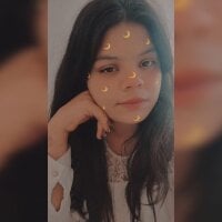 kajal77715 webcam model