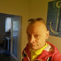 Dannydevot's Offline Chat Room