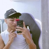 day_jones18 webcam model