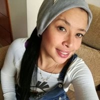 moon_moore Adlı Modelin Çevrimdışı Sohbet Odası