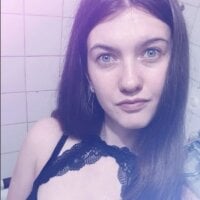 Honey_Delilah's Offline Chat Room