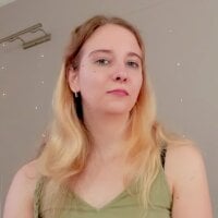 Offline chat soba modela Sheila_Wan