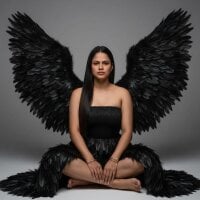 SweetAlmaa webcam model