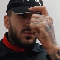 Inkedxxxboy's Offline Chat Room