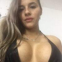 sexlatin13's Offline Chat Room