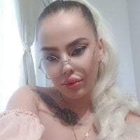 Ellyslimdoll's Avatar Pic