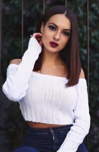 OksiLoverx webcam model