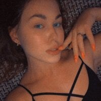 KateMiddleton's Offline Chat Room