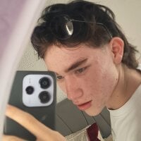 Logan_sixxer webcam