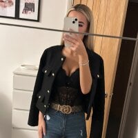 SexyySiSi model avatar