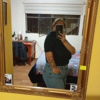 hugenaturalboobs webcam