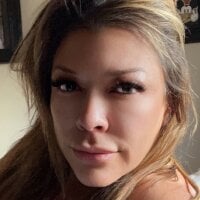 squirted4u's Offline Chat Room