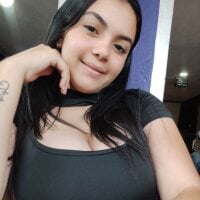 hot_sheyllon – Offline chatovacia miestnosť
